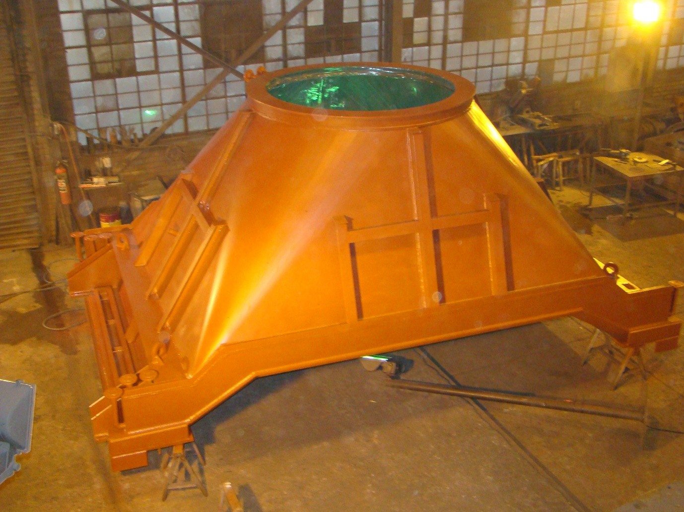 Complex gas combustion component